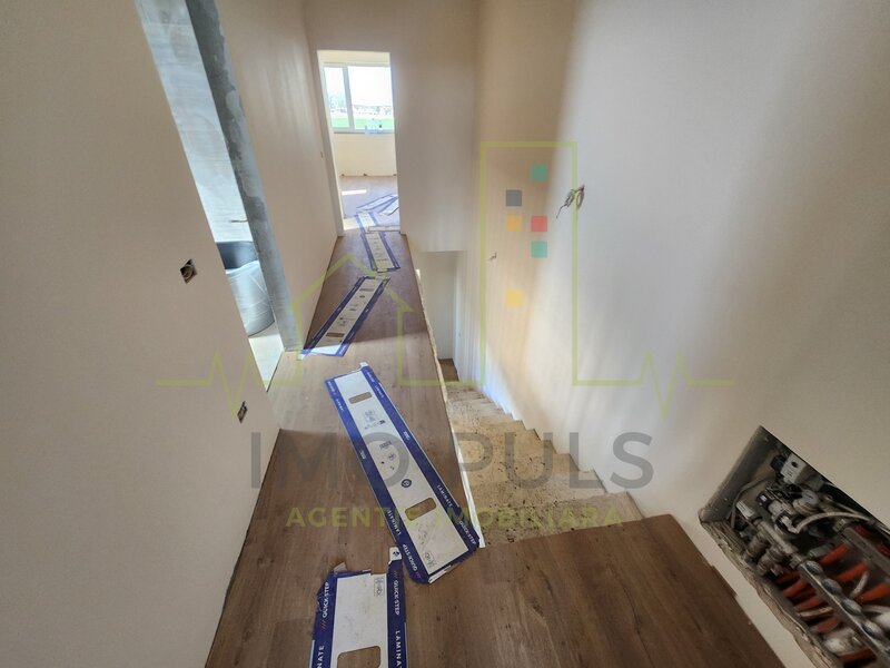 Timis Duplex. Teren 380. 5 Camere. 3 Bai. Mosnita